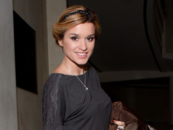 13. Ксения Бородина – яичница с хлебом, помидорами и сыром