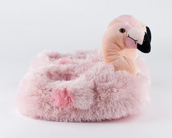 12. Носите дома тапочки.