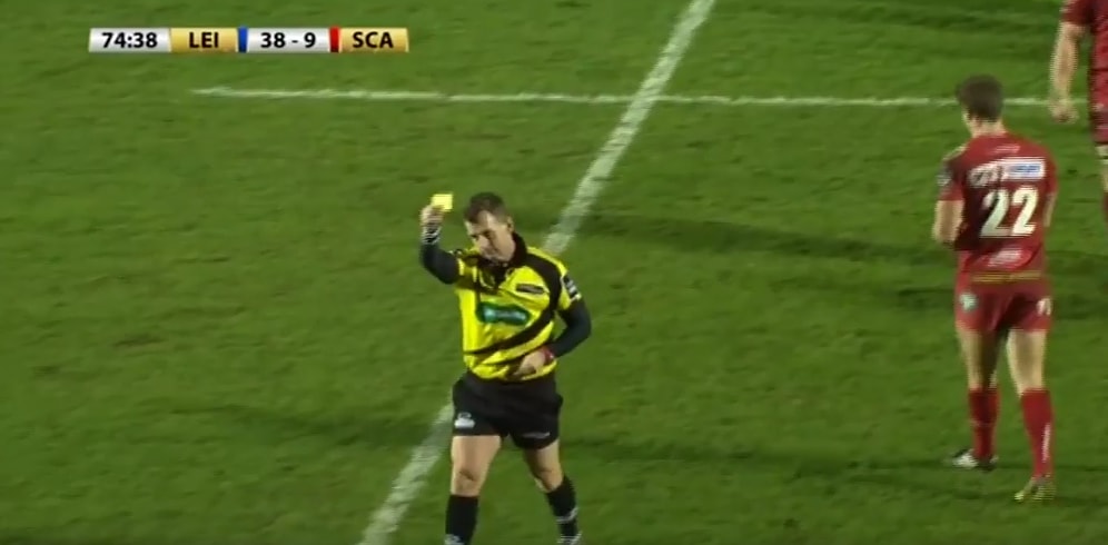 Top Toplayıcısı Çocuğa Sarı Kart Veren Hakem