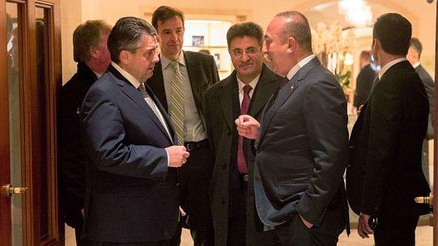 Dışişleri Bakanı Mevlüt Çavuşoğlu ve Alman mevkidaşı Sigmar Gabriel arasındaki görüşme yaklaşık bir buçuk saat sürdü.