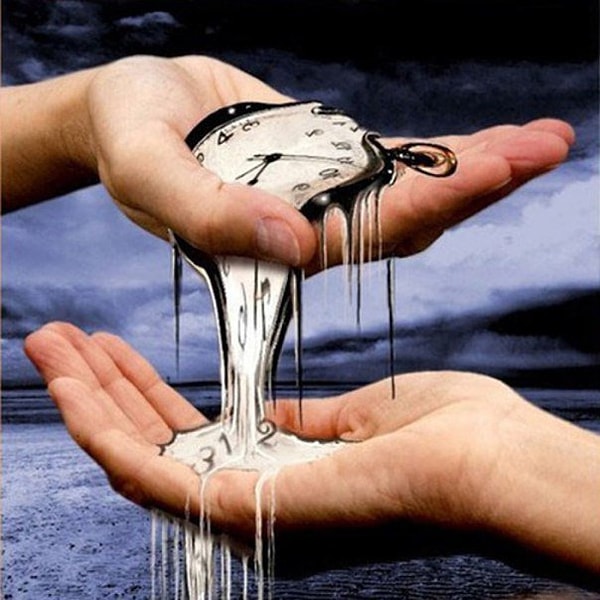 11. Самое большое наше заблуждение в том, что у нас ещё много времени...