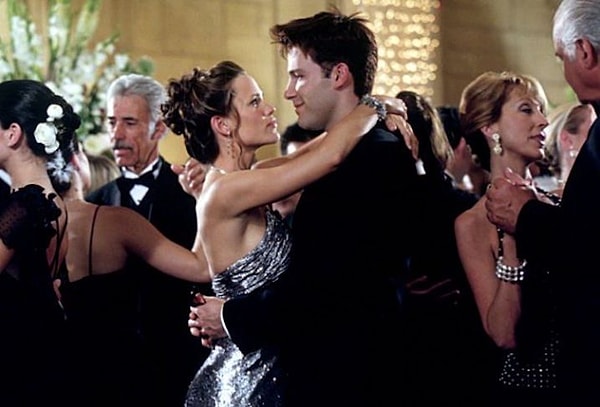 2. Согласно источнику, вышедшему на связь с журналом People, «Джен прервала бракоразводный процесс. Она хочет разобраться в отношениях с Беном. Они решили дать своему браку еще один шанс».