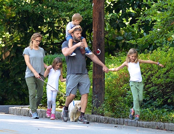 5. На следующий день после церемонии вручения Оскара Бен и Джен устроили день рождения для своего 5-летнего сына Сэмюэла.