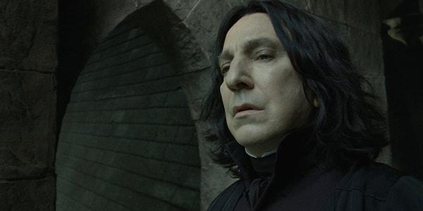 4. Snape aslında J.K.Rowling'in eski öğretmeni!