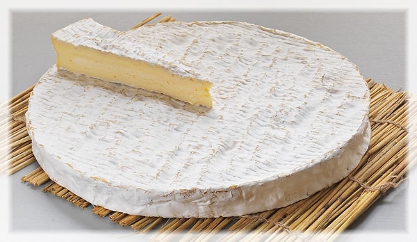 5. Бри де Мо (Brie de Meaux)