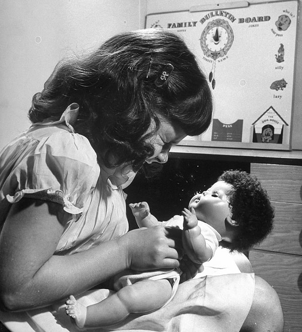 8. Рвотный снаряд для куклы (1948 год):