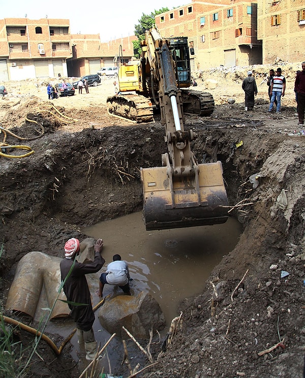 6. Чтобы извлечь статую понадобилось вмешательство техники