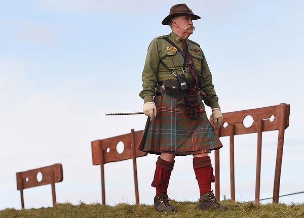 9. А это сам организатор и создатель забега с препятствиями "Tough Guy" Билли Уилсон, бывший военный, который в свое время занимался физподготовкой солдат британской армии