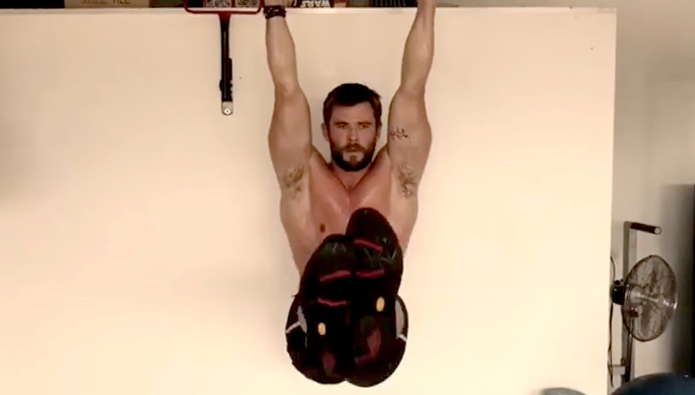 Tanrı Olmak Hiç de Kolay Değil! Chris Hemsworth Rolüne Nasıl Hazırlanıyor?