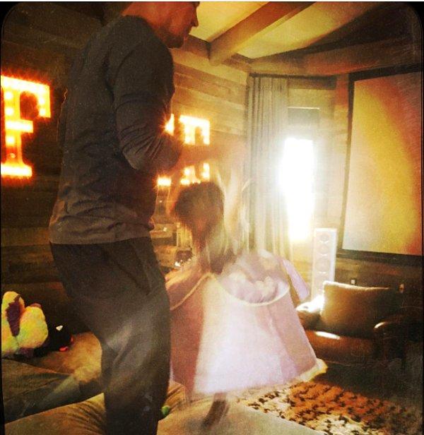 11. Channing Tatum ve küçük prensesinin dansı.