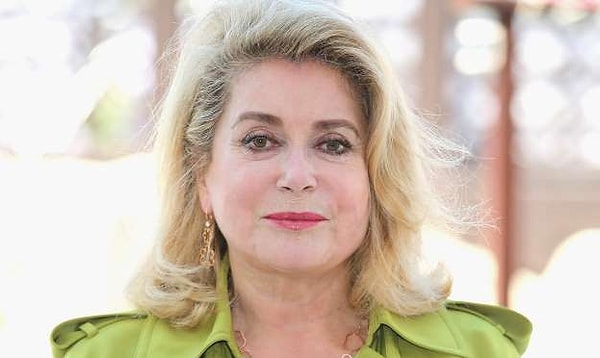 6. Нарушение очертаний овала лица