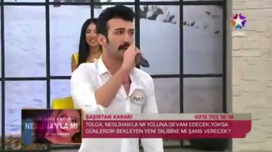 Herkes Neden Şarkı Söylememeli? Miley Cyrus'ı Türkiye'ye Düşman Edebilecek Kadar Kötü Şarkı Söyleyen Adam