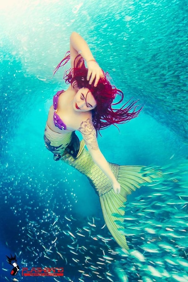 10. Также Келли нравится быть моделью.