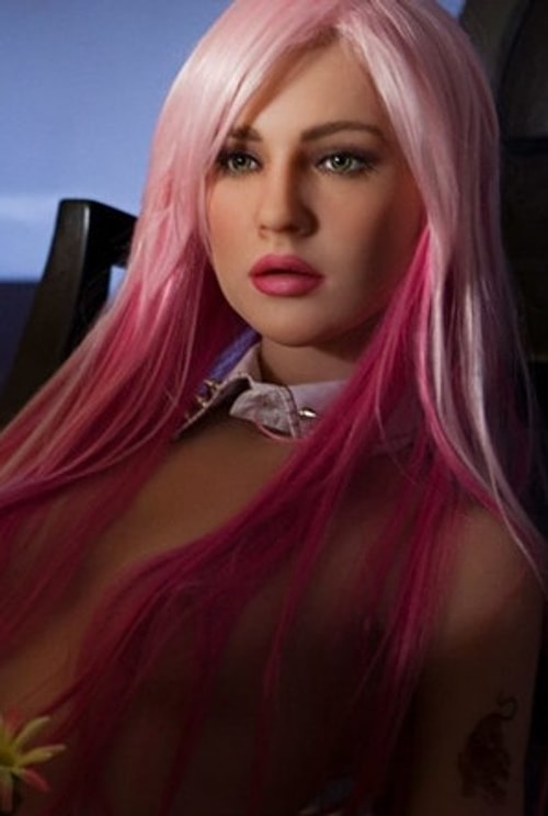 Californiya merkezli Realdoll adlı şirket, fiyatlarının önümüzdeki yıl 15.000 dolara kadar çıkabileceğini öne sürüyor.
