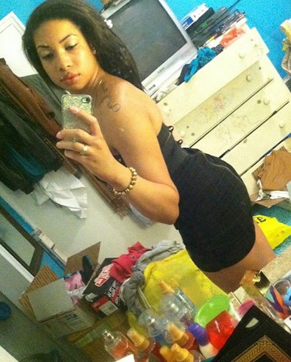 9. Флакончики, коробки, хлам, хлам, много хлама