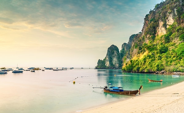 9. И закончим не менее удивительным пейзажем: в какой стране был сделан этот снимок?