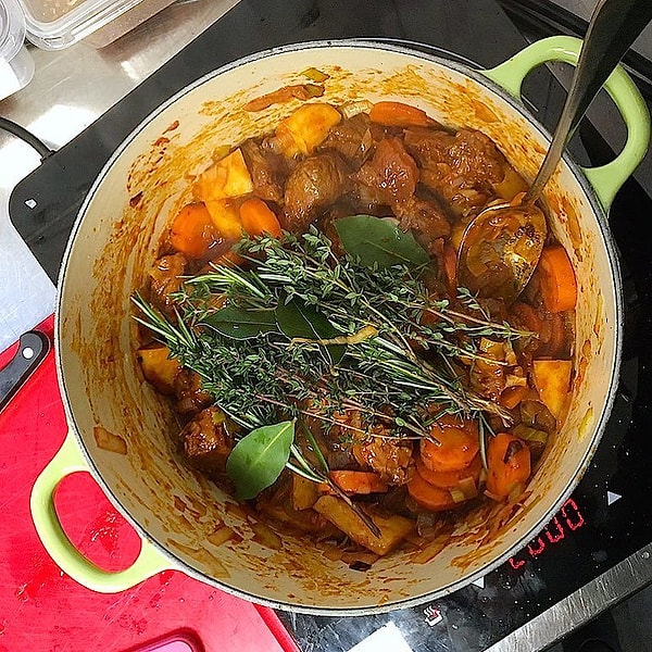 4. Говяжий гуляш по-фламандски – Бельгия