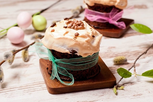 4. Шоколадно-ванильный кулич