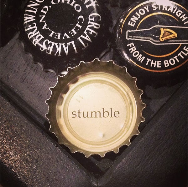 Her bir kapak rengine göre doğru yere konuluyor.