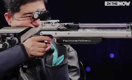 Havalı Tüfekle Şişe Kapağı Açan Müthiş Yetenekli Adam