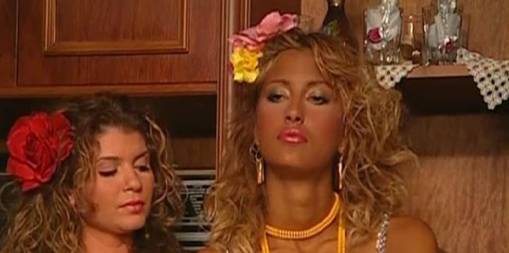 30'lu Yaşlarında Bir Türk Kadınının İçinde Bulunması Muhtemel 11 Farklı Kişilik