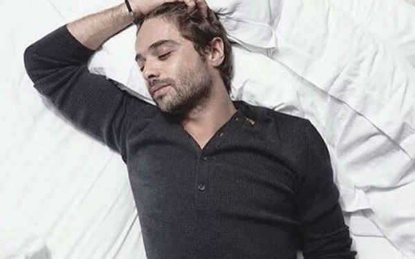 2. Она утверждает, что на протяжении всех съемок Глинников неоднократно унижал участниц