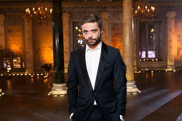 3. По словам Татьяны, вместе с остальными девушками в лимузине приехала подруга Ильи – так сказать, засланный казачок - задачей которой было наблюдать за всеми остальными девушками