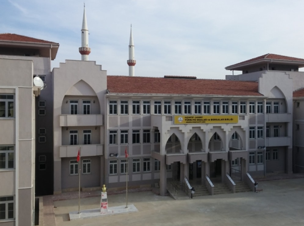 MEB'den Üç Yıllık Program: İmam Hatiplere, Fen Liselerinin 15 Katı Bütçe