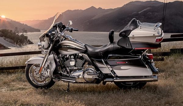 Son olarak belirtelim dünyadaki en pahalı Harley Davidson, sadece 4.200 adet üretilen The CVO Ultra Classic Electra Glide'dir.