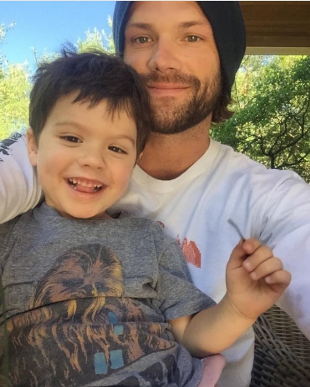 33. Jensen’s co-star, Jared Padalecki, taking a selfie with his son.