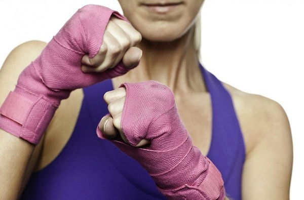 3. Помогает в борьбе с раком