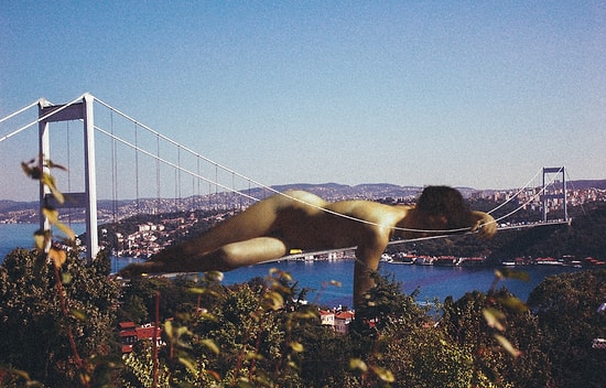 İstanbul'a Farklı Bir Gözden Bakmak: Sanatın İstanbul ile Buluştuğu Çalışmadan 12 Örnek