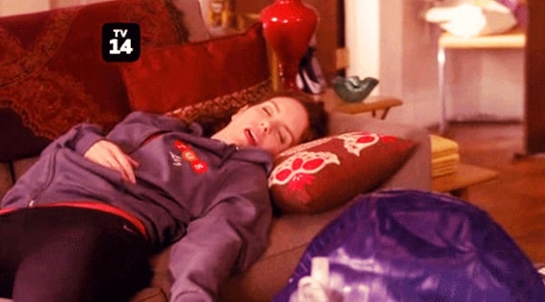 1. Конечно, как и все мы, феминистки любят поспать.