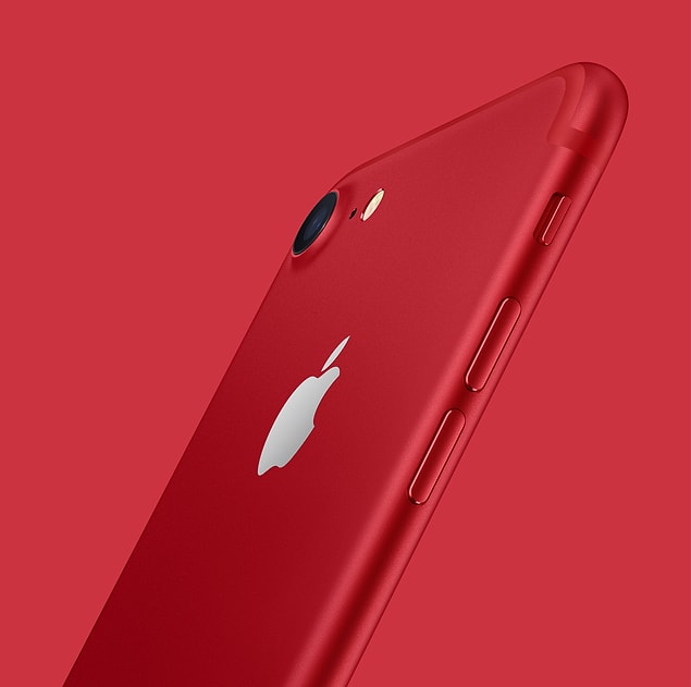 Kırmız iPhone'un özellikleri ise şu anda piyasada bulunan iPhone 7 ve 7 Plus modelleri ile hemen hemen aynı. Bu model de 24 Mart Cuma günü piyasaya çıkacak.