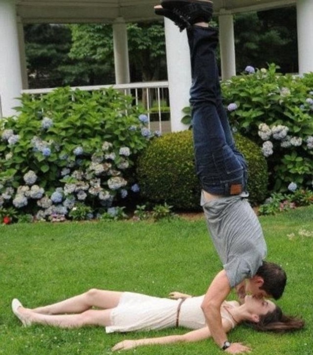 18 Very Weird Couples Photos That Will Make You Embrace Asexuality