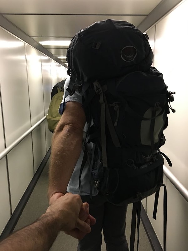 1. "Путешествие начинается!"