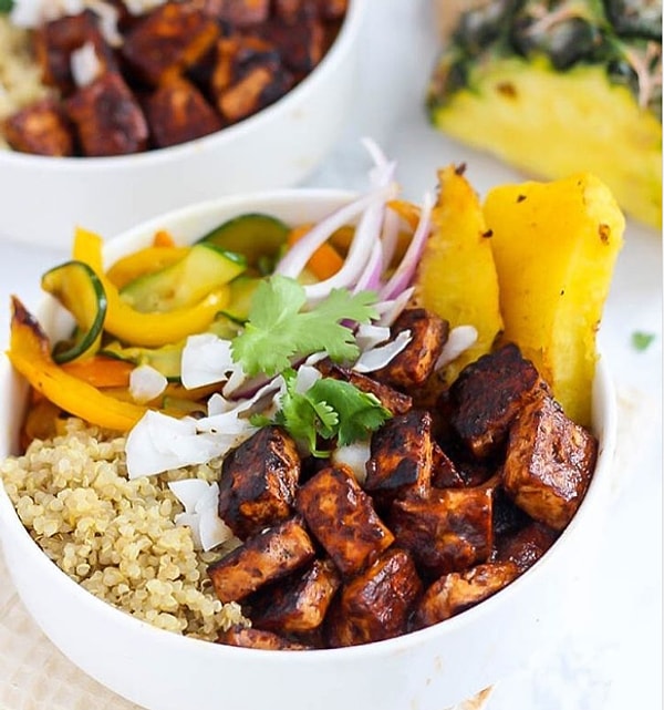 5. Пиала с тофу и соусом барбекю