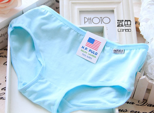 8. Избавьтесь от этих супер-неудобных, но красивых кружевных стринг, которые вы носите каждый день. Вместо этого купите комфортное нижнее белье, а трусики Victoria Secrets оставьте для особого случая.