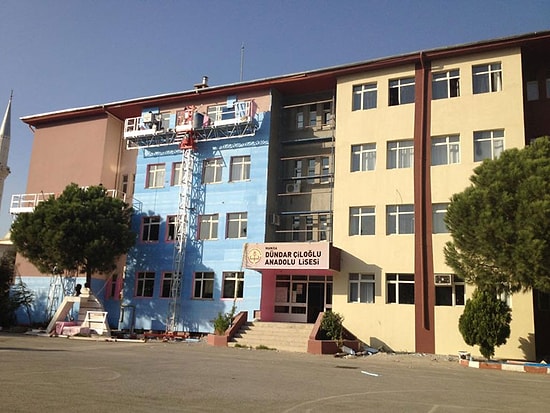 Liseliler 'İzmir Marşı' ile Protesto Etmişti: Öğrencileri Seminere Götüren Yetkililere Soruşturma