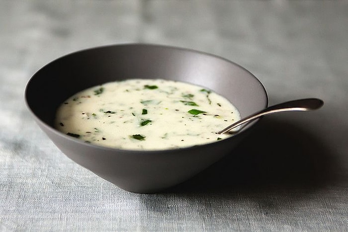 Yoğurt ve Nanenin Çok Yakıştığının Kanıtı Yoğurtlu Çorba Tarifi