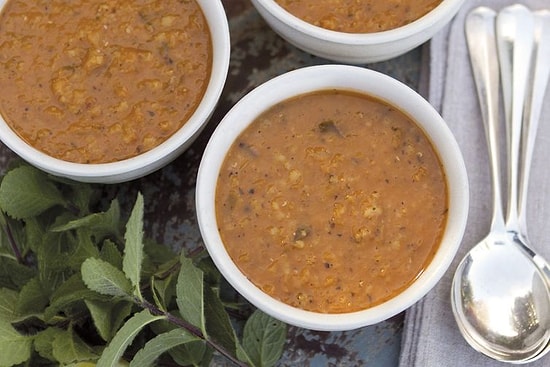 Milli Çorbamız Haline Gelen Ezogelin Çorbası Nasıl Yapılır?