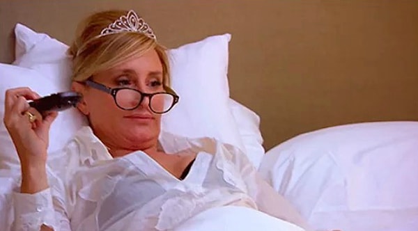 8. Когда вы наводили марафет грёбаных 3 часа, но ваши друзья решили, что всё-таки останутся дома.