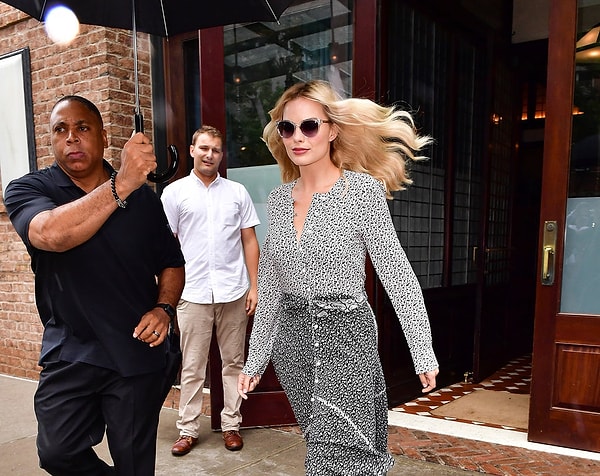 11. Марго Робби на самом деле 30 с хвостиком