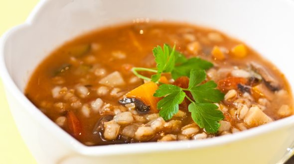 Tahıl ve Sebzenin Buluştuğu Arpalı Sebze Çorbası Nasıl Yapılır ?