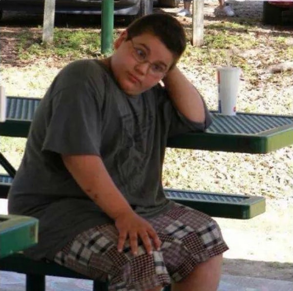 12. Сначала вы жалуетесь на то, что вас никто никуда не зовёт, а потом не хотите идти тусить.