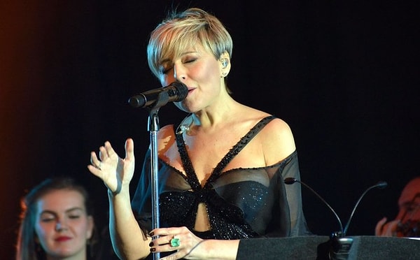 6. Анжелика Варум