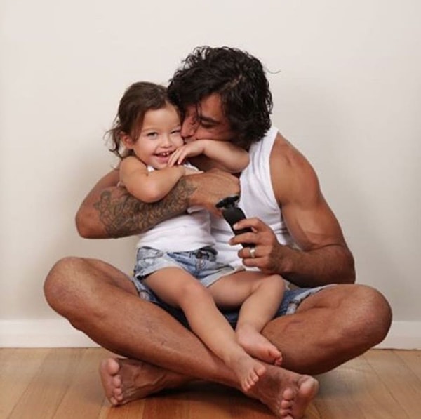 37. Регбист Джонатан Терстон и его старшая дочь