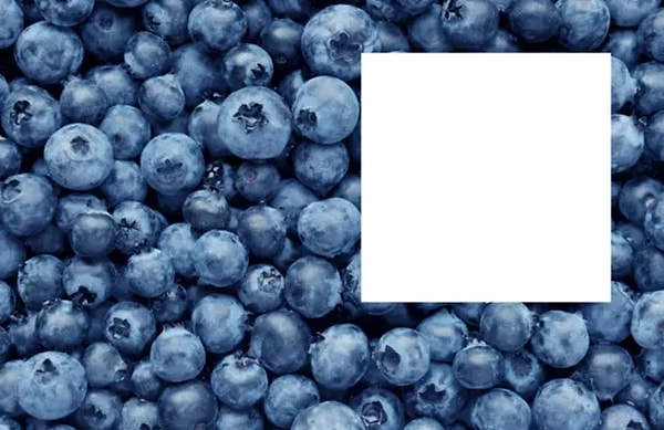 4. А у картинки с черникой?