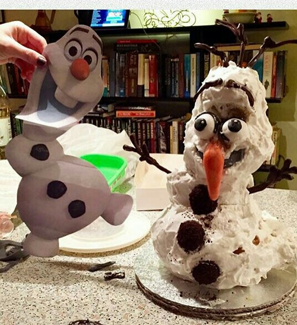 3. Тот самый снеговик немного подтаял...