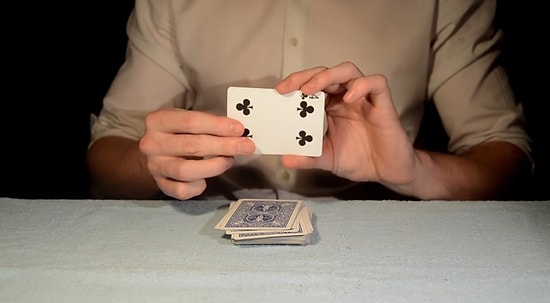 Ortamlarda Yapabileceğiniz Birbirinden Etkileyici 3 Kart Hilesi